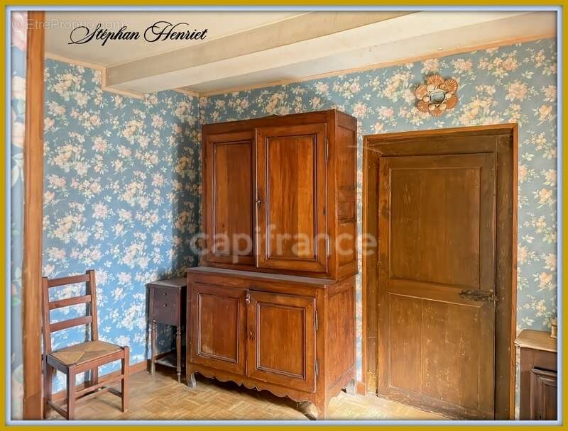 Maison en pierre à rénover – Fort potentiel – Thin-le-Moutier (08) - photo 15