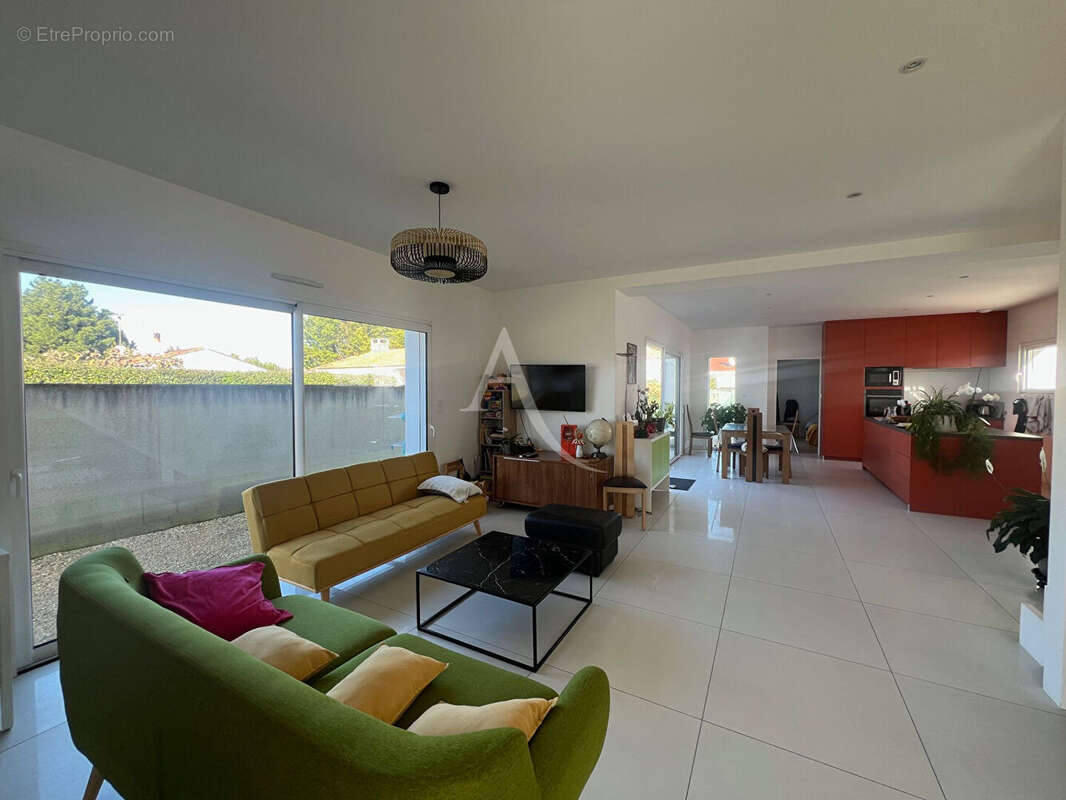 Maison à LONGEVILLE-SUR-MER