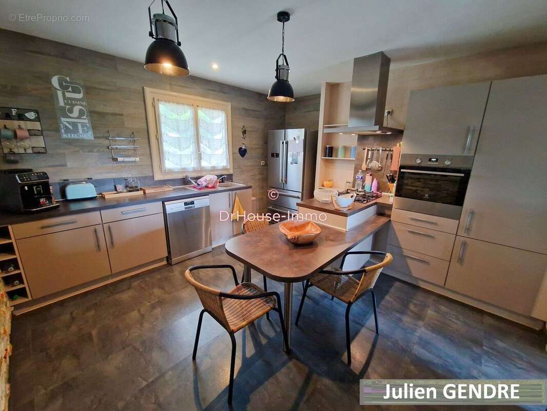 Maison 140 m² à Melle  - photo 9