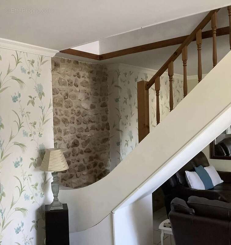 Maison à PAMPROUX