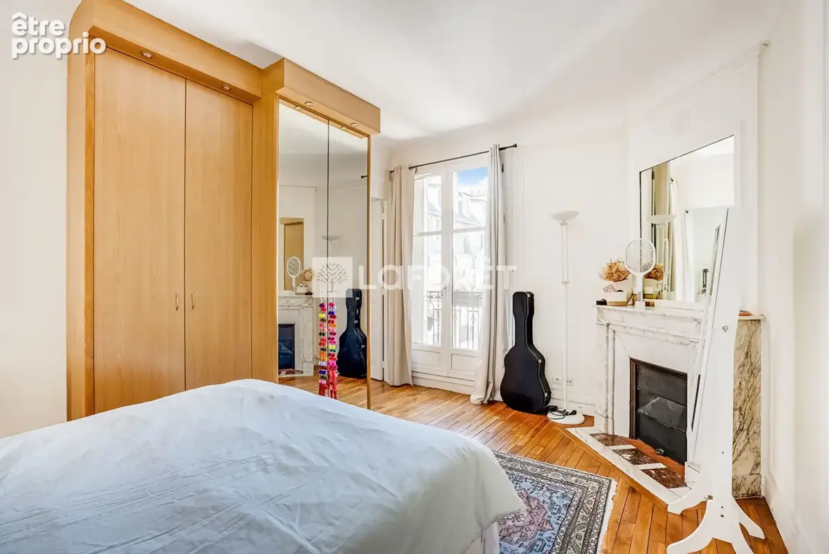 Square La Fontaine / Appartement 2 pièces de 50 m² /Vendu loué - photo 6