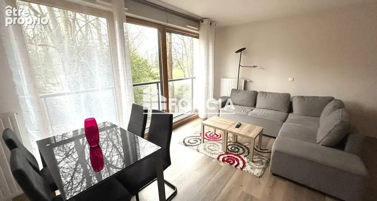 Appartement à LOUVRES