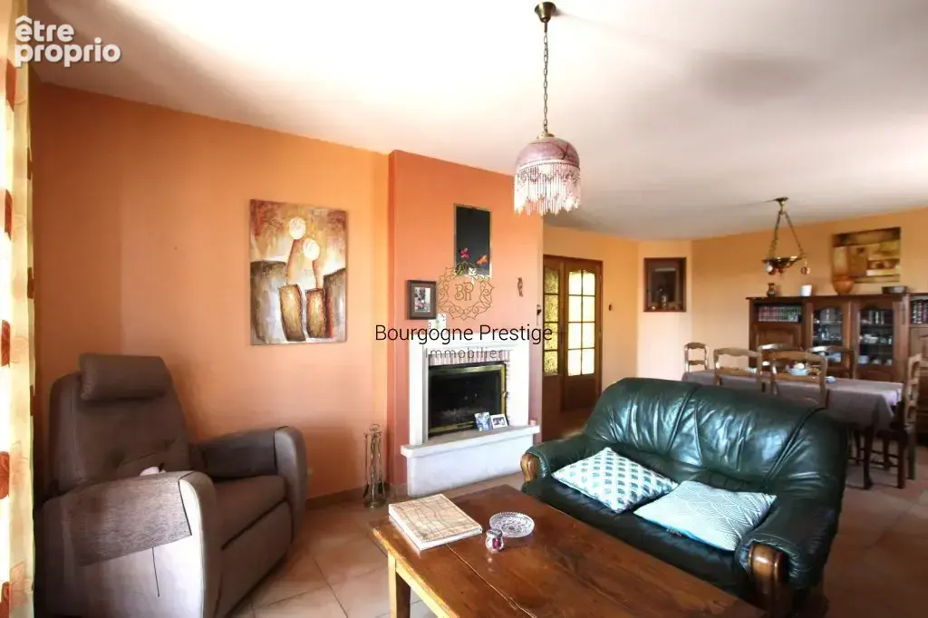 Maison familiale de 108 m² avec sous-sol dans un quartier residentiel sur un terrain 796 m² - photo 6