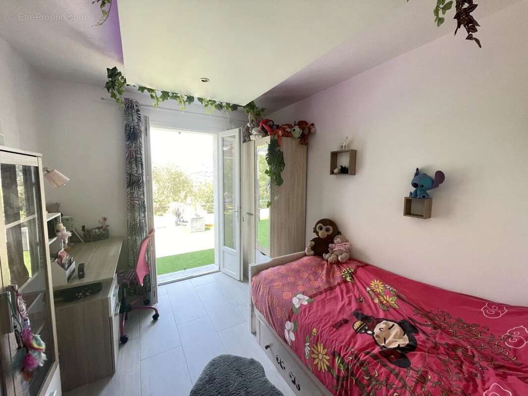 Maison à FIGANIERES