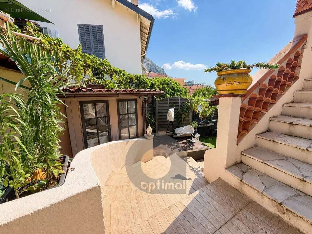 Roquebrune-cap-martin – maison de charme aux portes de monaco - photo 8