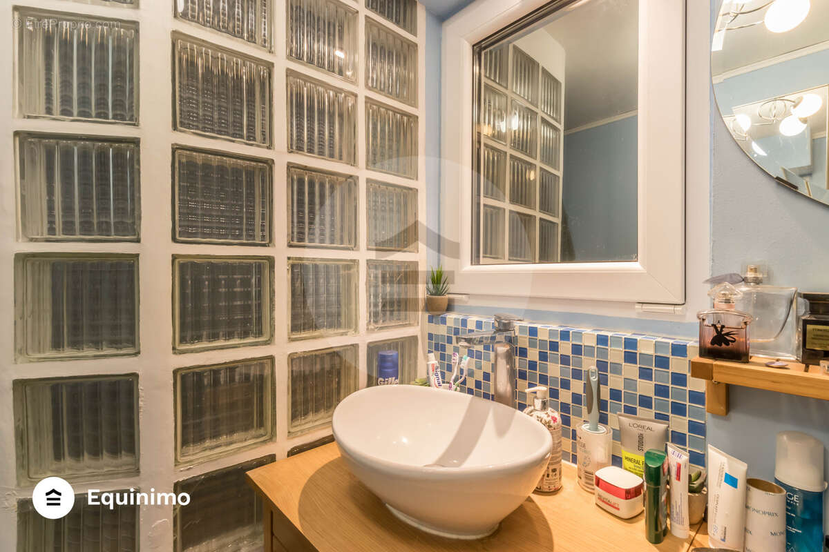 Appartement à PARIS-9E