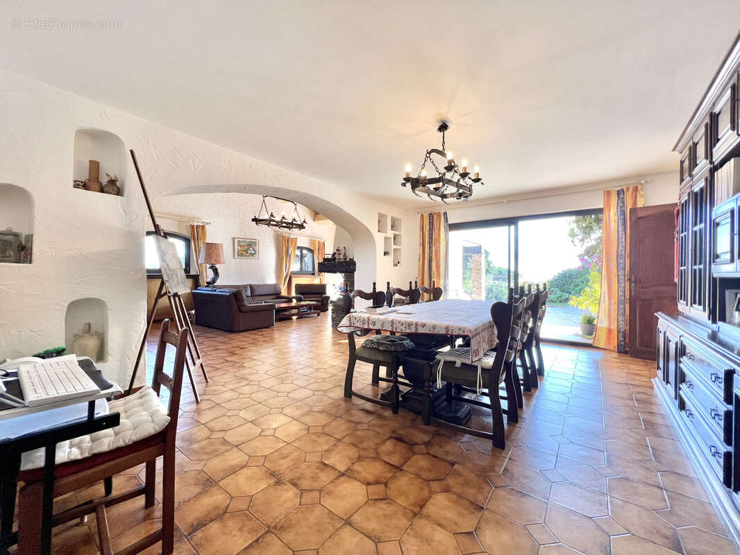 Maison à SAINTE-MAXIME