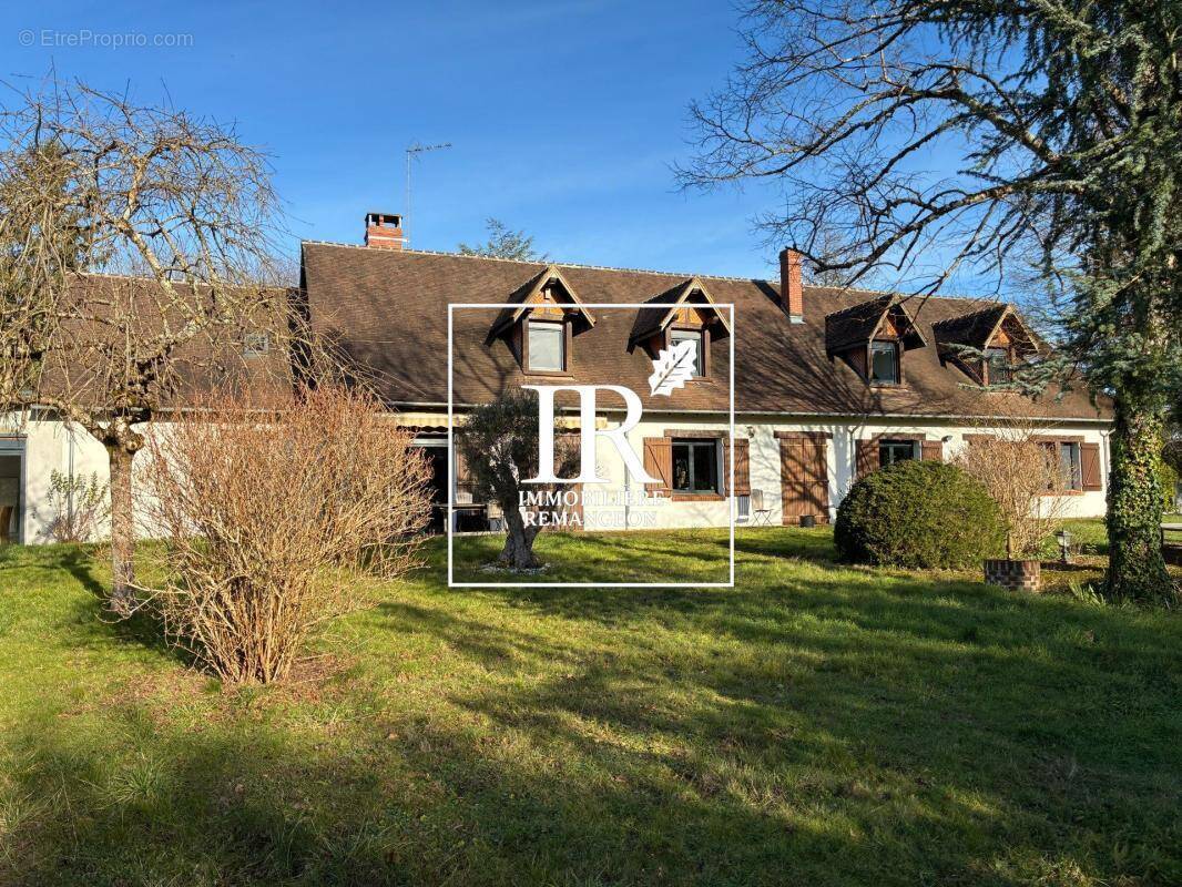 Maison à LAMOTTE-BEUVRON