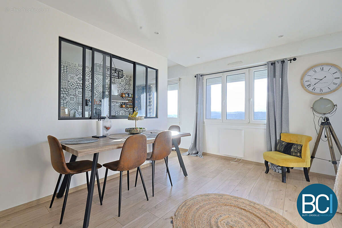 Appartement à VARANGEVILLE