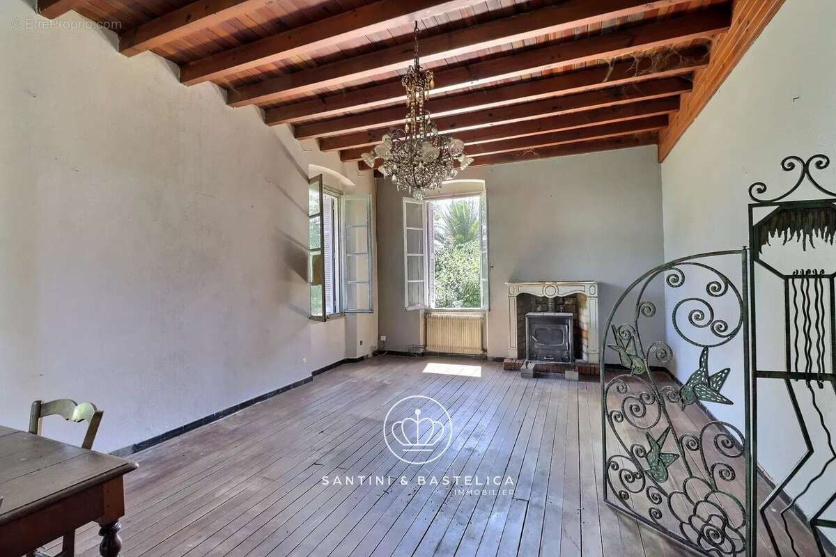 Maison à rénover 160 m² à Sari-d'Orcino - photo 2
