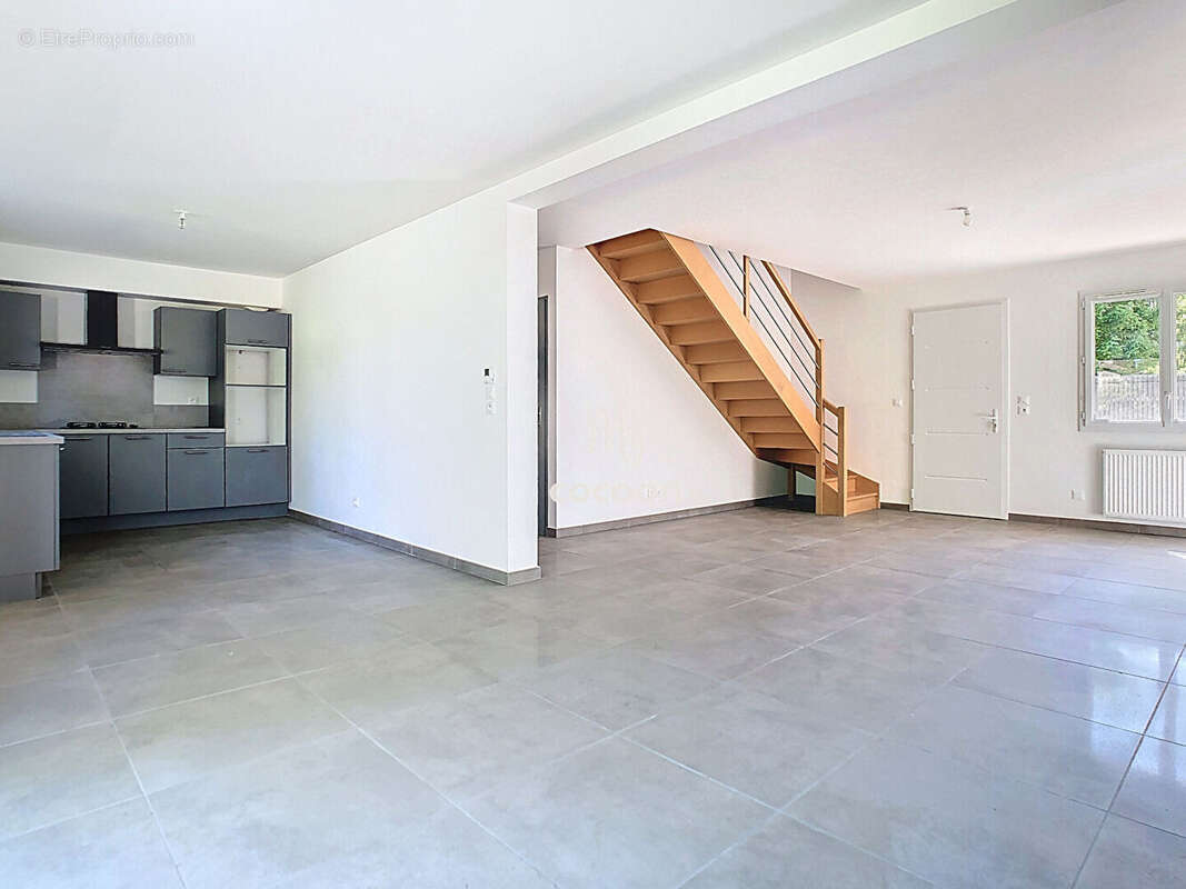 Maison à AMBERIEU-EN-BUGEY