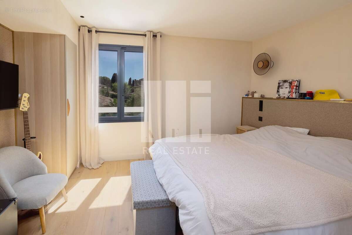 Maison à MOUGINS