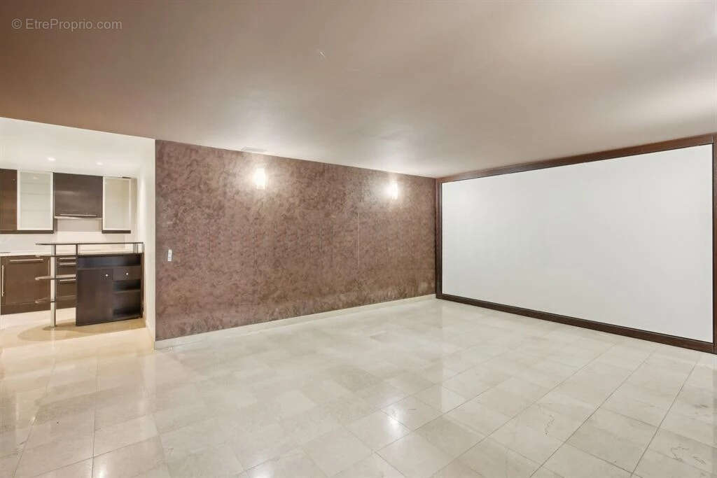 Maison à LA CELLE-SAINT-CLOUD