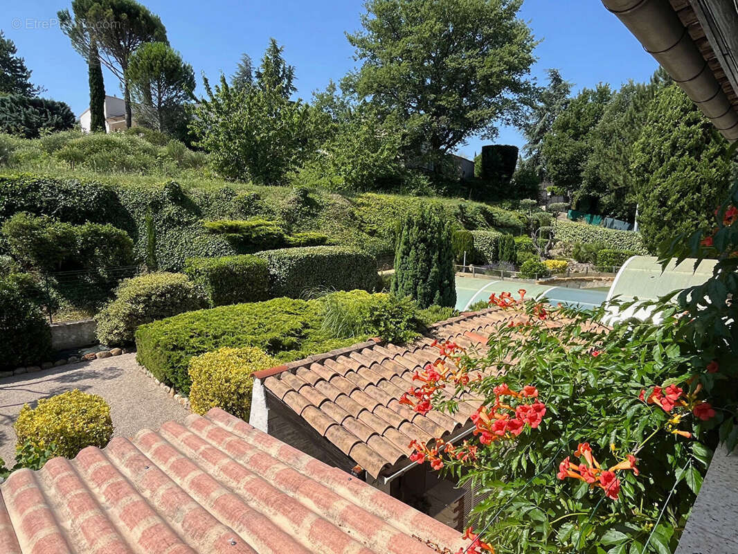 Maison à VAISON-LA-ROMAINE