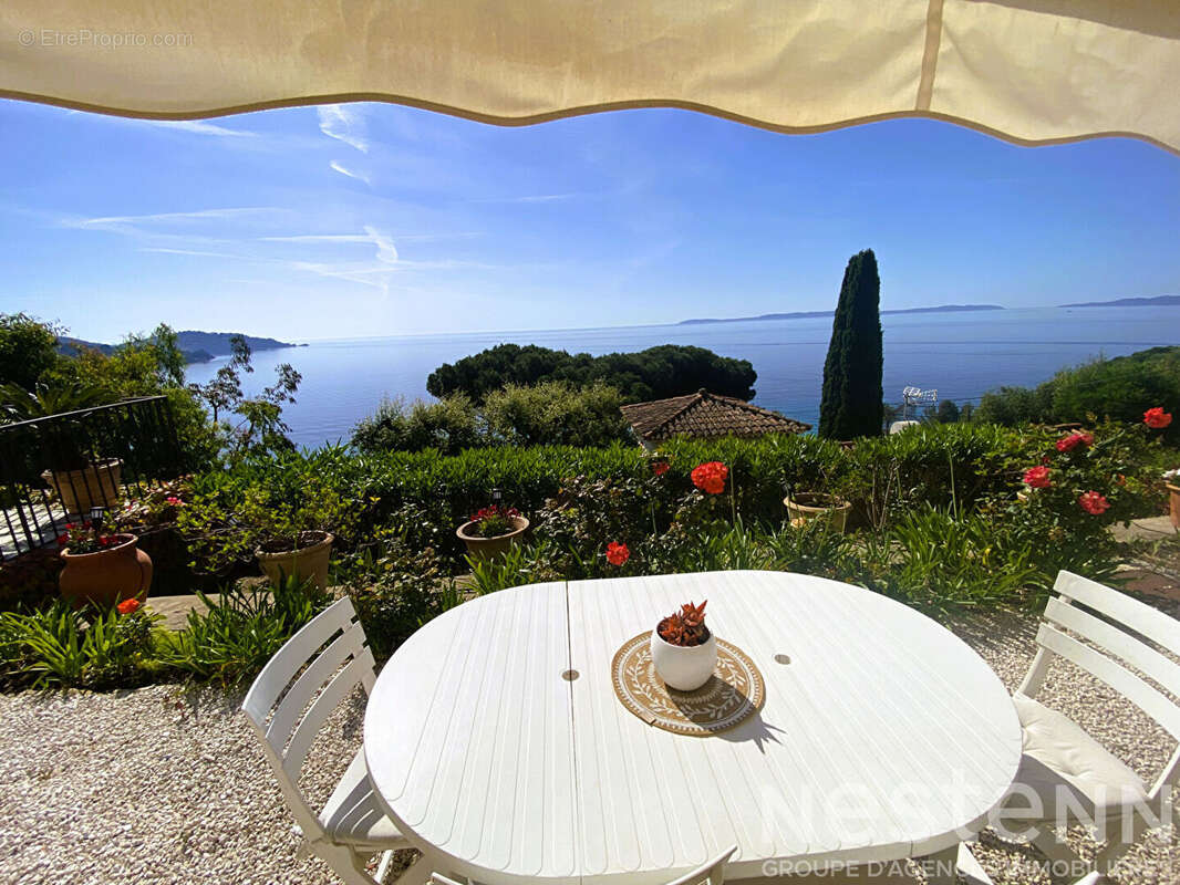 Appartement à LE LAVANDOU