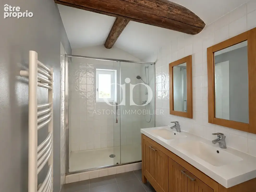Roquevaire   le charme d’une bâtisse ancienne, l’esprit d’une maison et 300 m2 de jardin privatif - photo 15