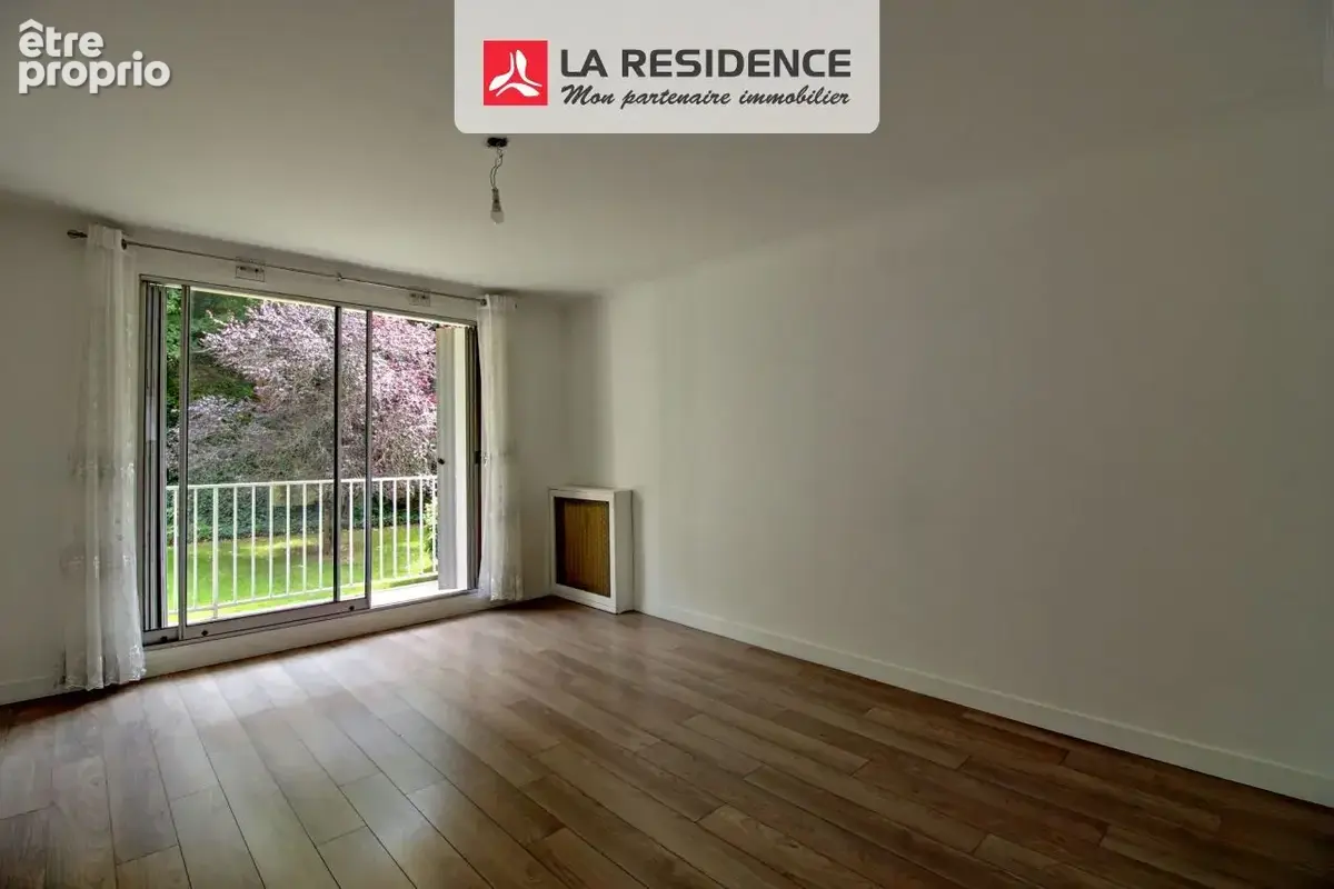 Appartement 4 pièces 72 m² à vendre à Poissy (78300) - photo 2