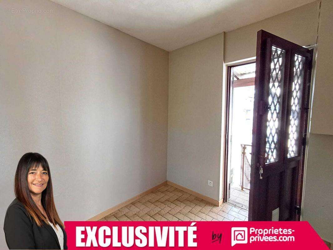 Appartement à LE COTEAU