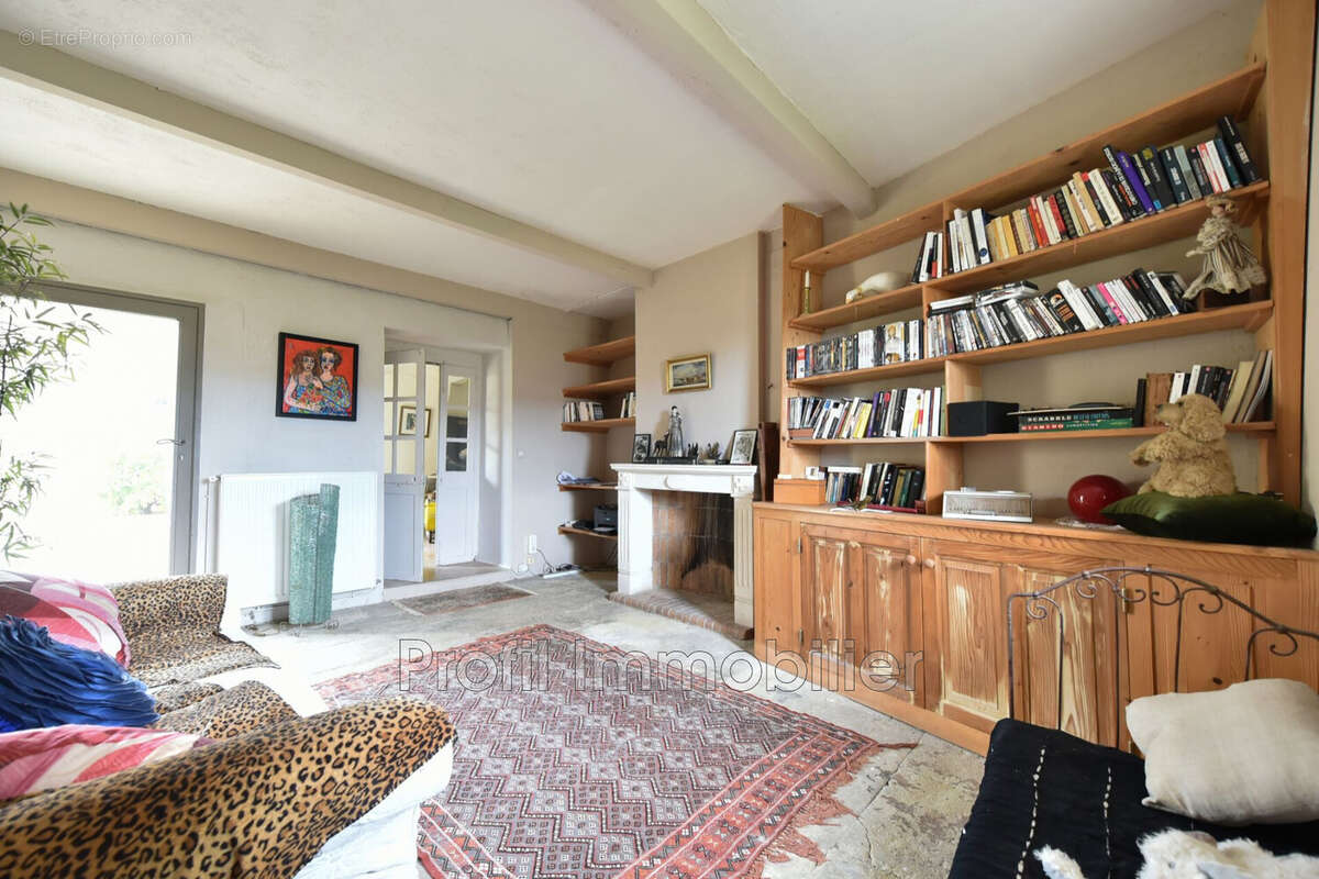 Maison à AIGUES-VIVES
