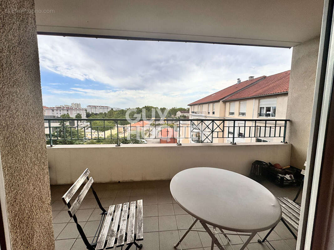 Appartement à LYON-7E