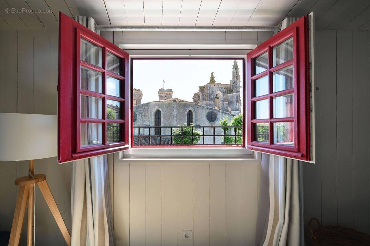 Maison à SAINT-MARTIN-DE-RE