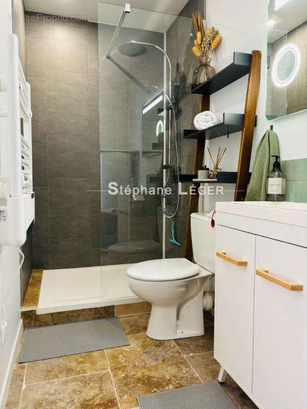 Appartement à LE TEIL