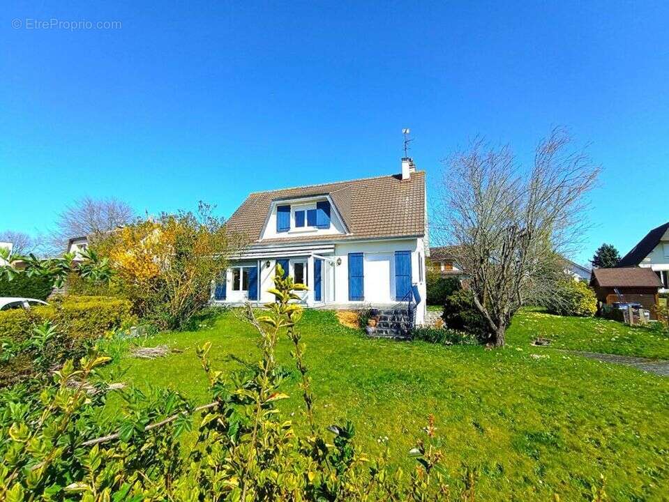 Maison à EPRON