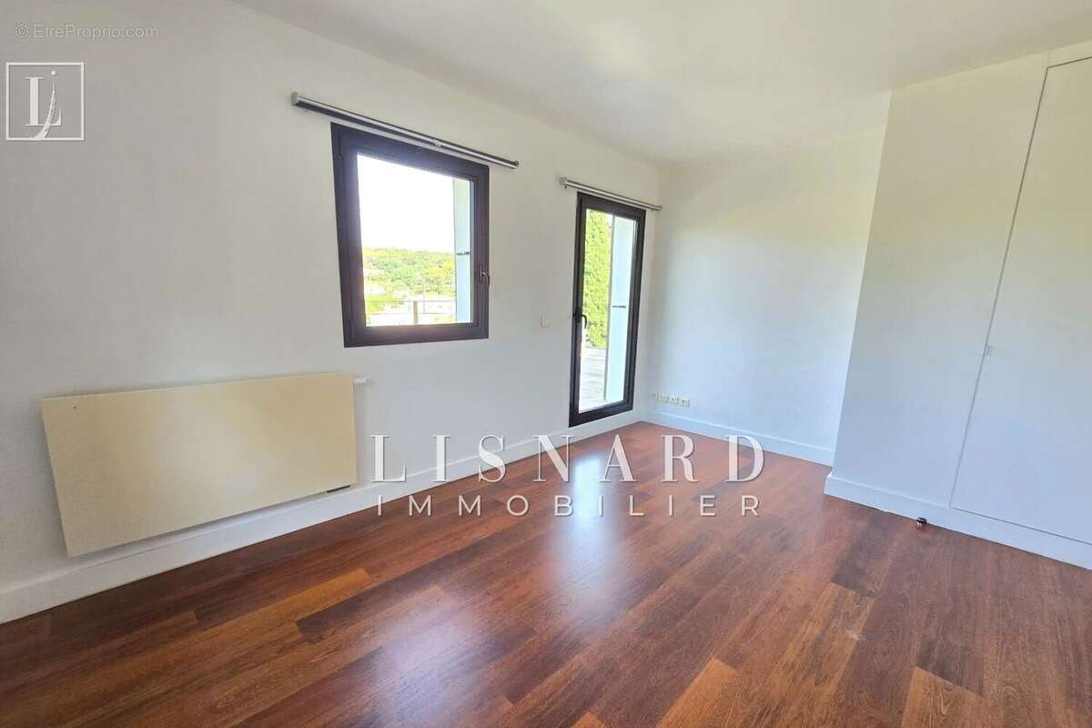 Maison 90 m² à Vallauris  - photo 7