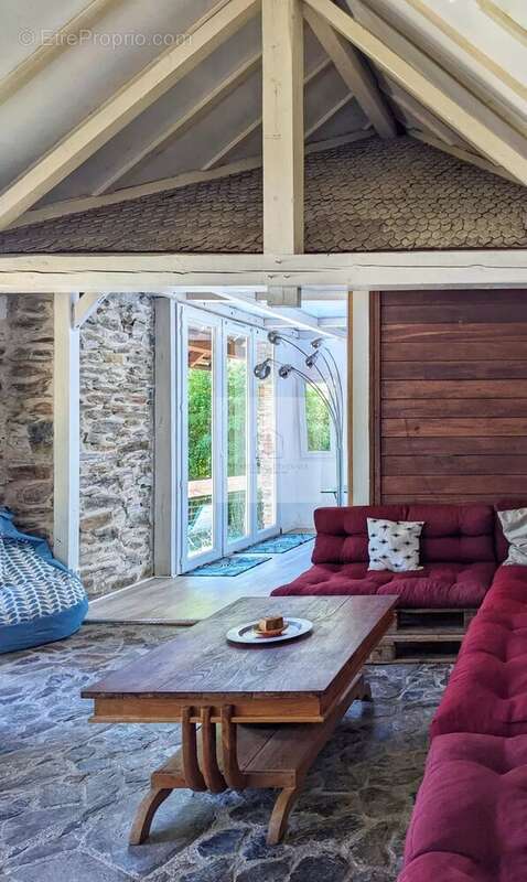 Maison à SAINT-ANDRE-DE-LANCIZE