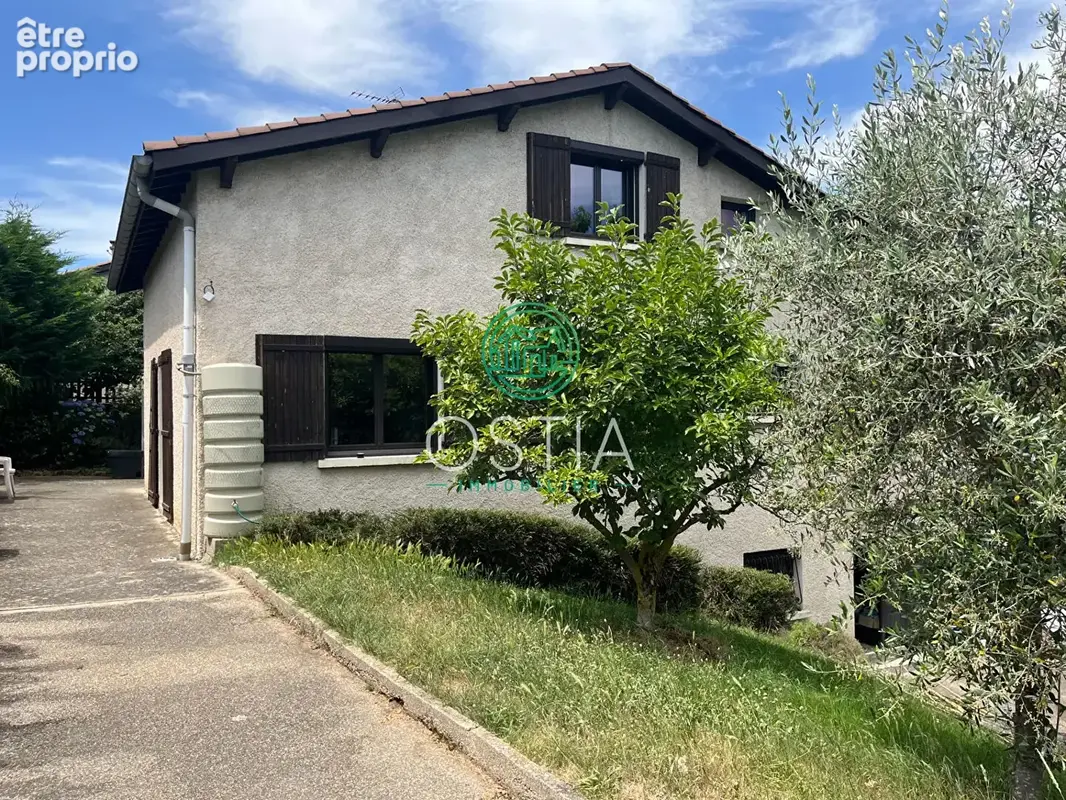 Maison à CELLIEU