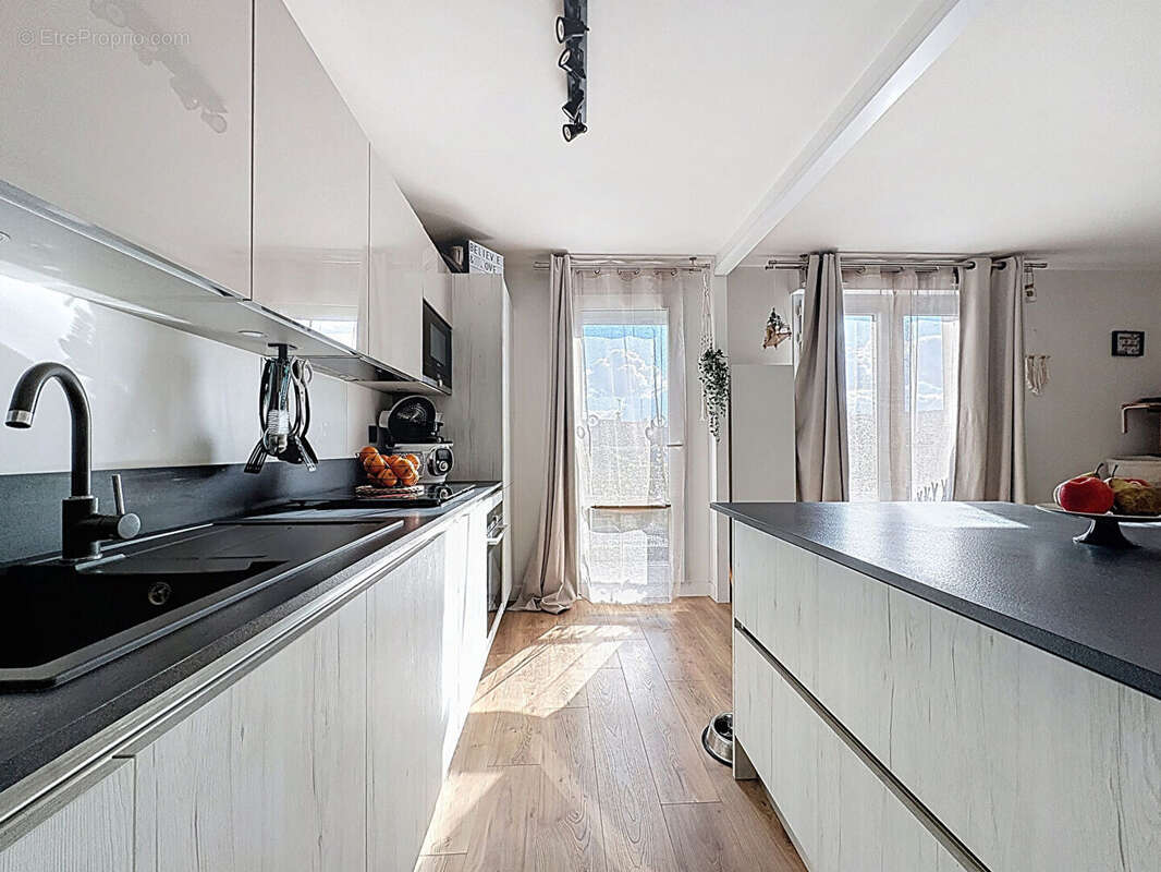 Appartement à ROSNY-SUR-SEINE