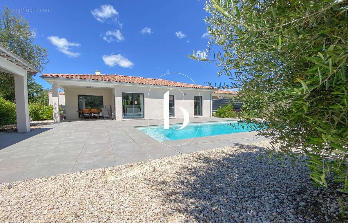 Maison 138 m² à Goudargues  - photo 23