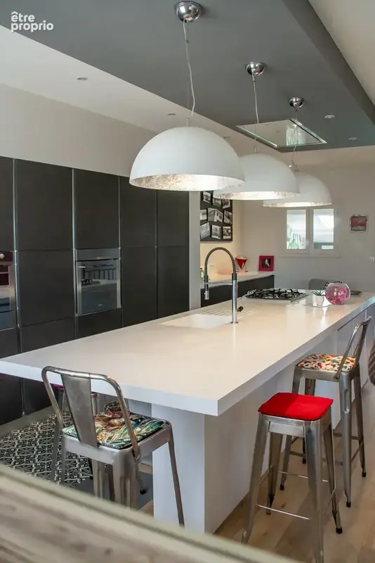 Royan - maison années 30 avec piscine et jardin paysagé, proche commerces et plages - photo 6