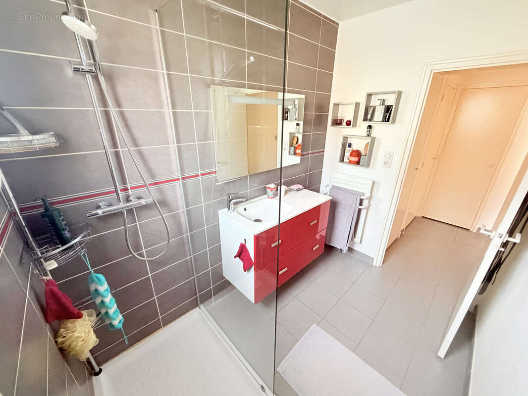 Appartement à SAINT-JEAN-DE-MAURIENNE