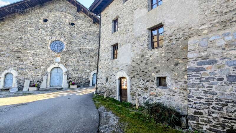 Ensemble immobilier d’exception- presbytère- Tarentaise COURCHEVEL (73) - photo 11