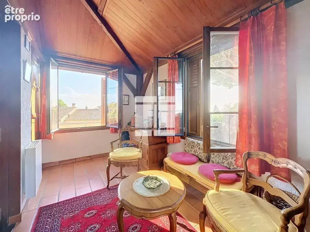Maison de style provençal – 5 pièces, 175 m² – San-Martino-di-Lota - photo 3