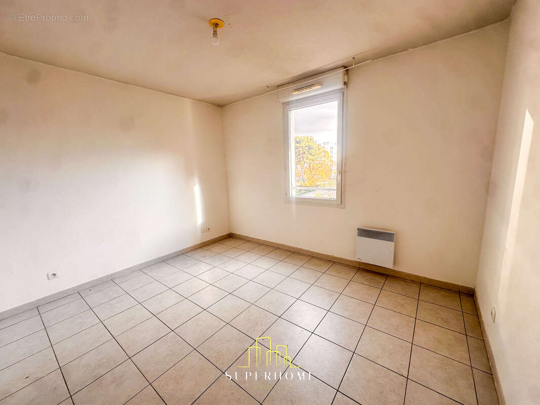 Appartement à MARSEILLE-9E