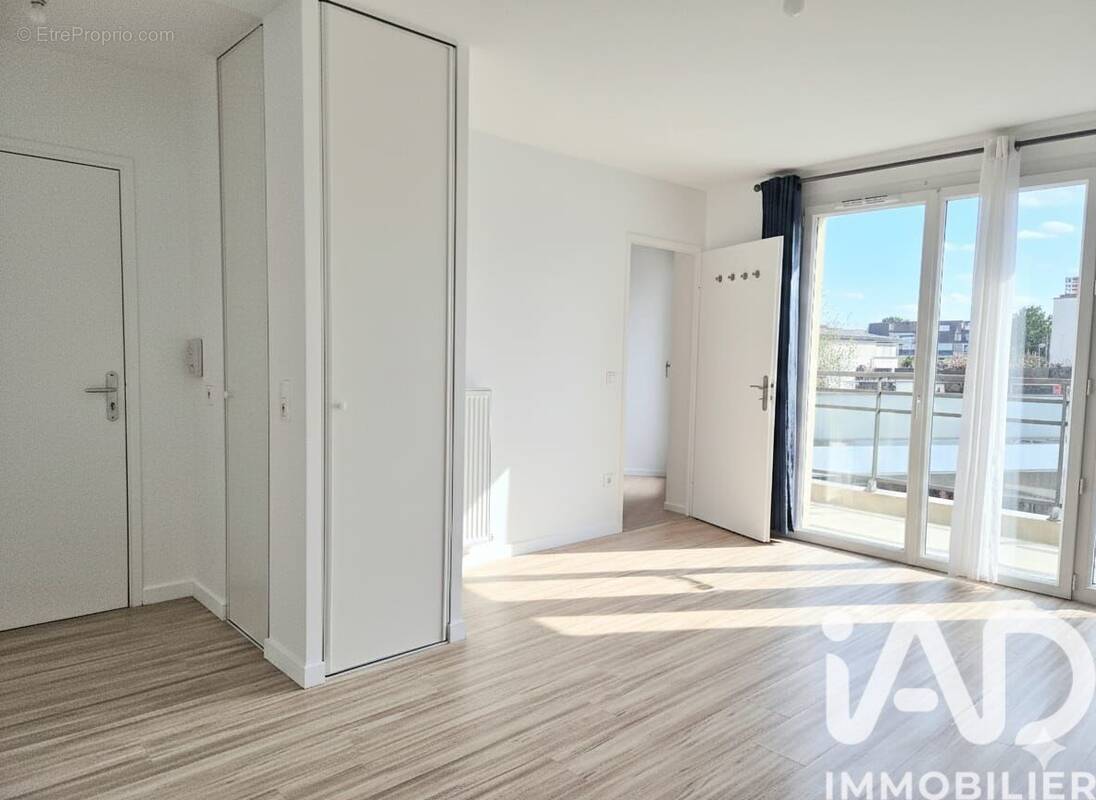 Photo 1 - Appartement à CORBEIL-ESSONNES