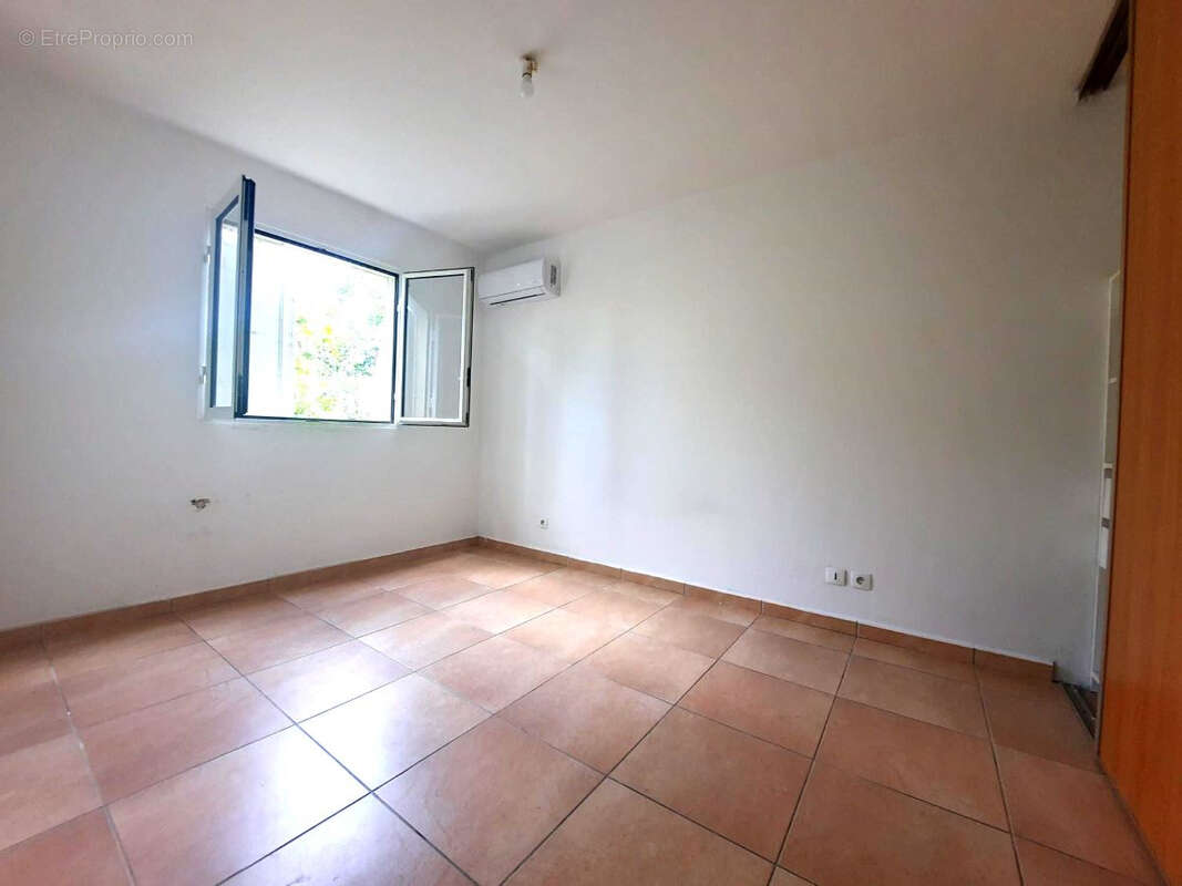 Appartement à SAINT-BENOIT