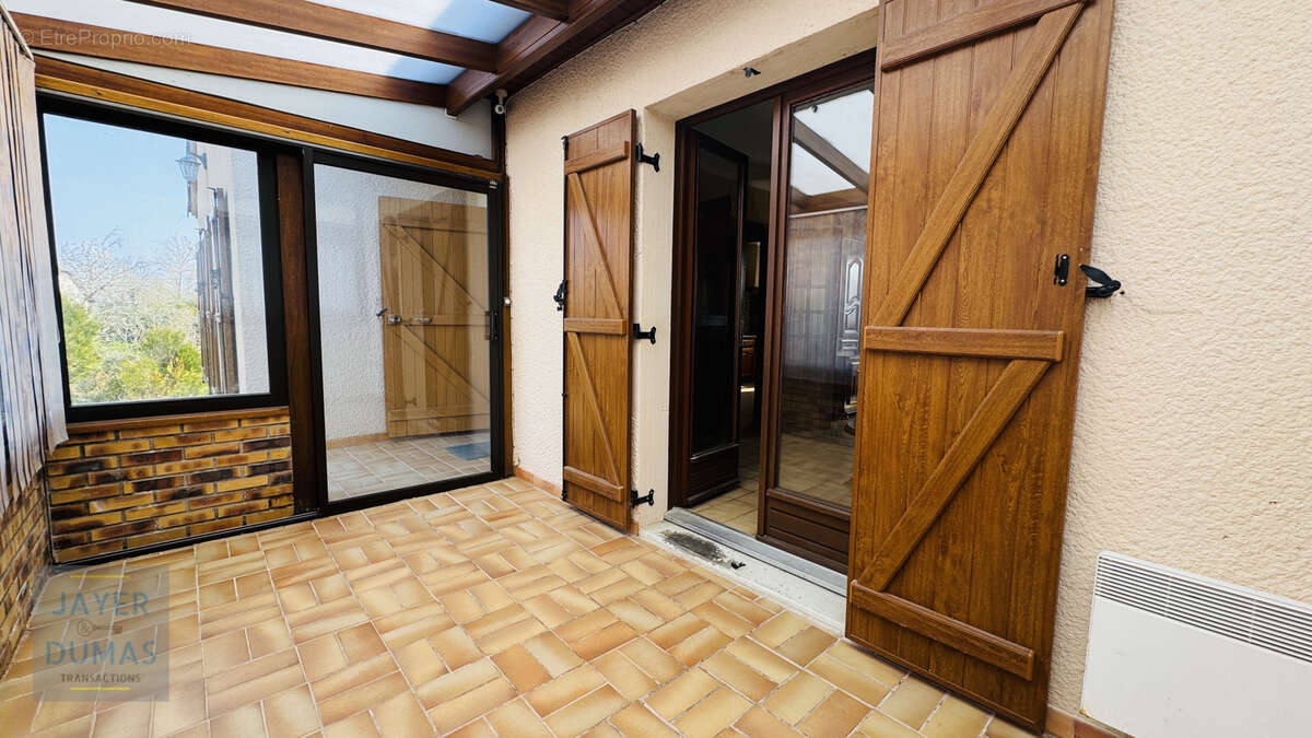 Maison à SASSENAY