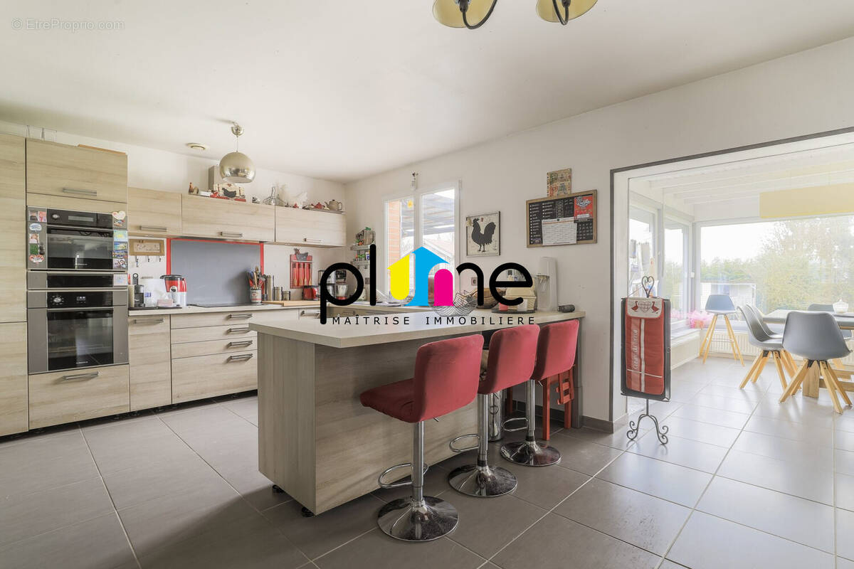 Maison à CROISILLES