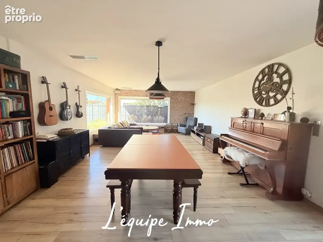 Coup de Coeur! Maison T5 plain-pied de 145 m2 avec Garage et piscine - - photo 2
