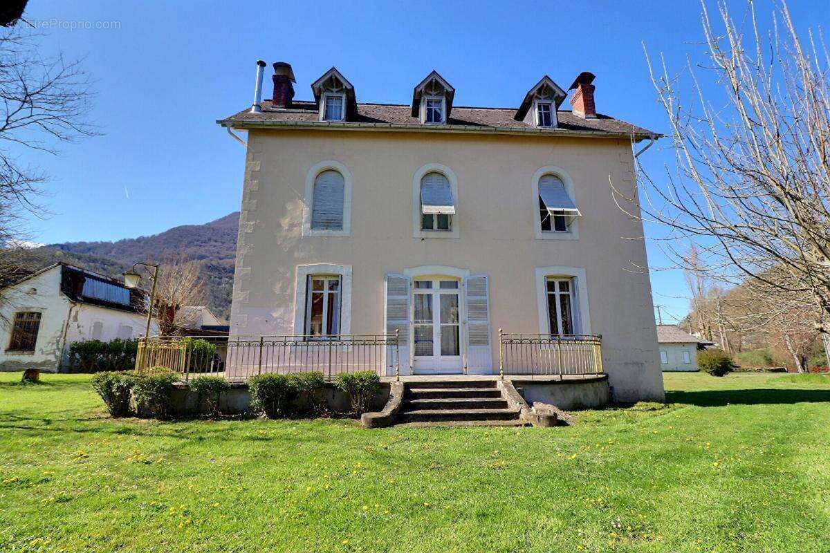 Maison à SAINT-PE-DE-BIGORRE