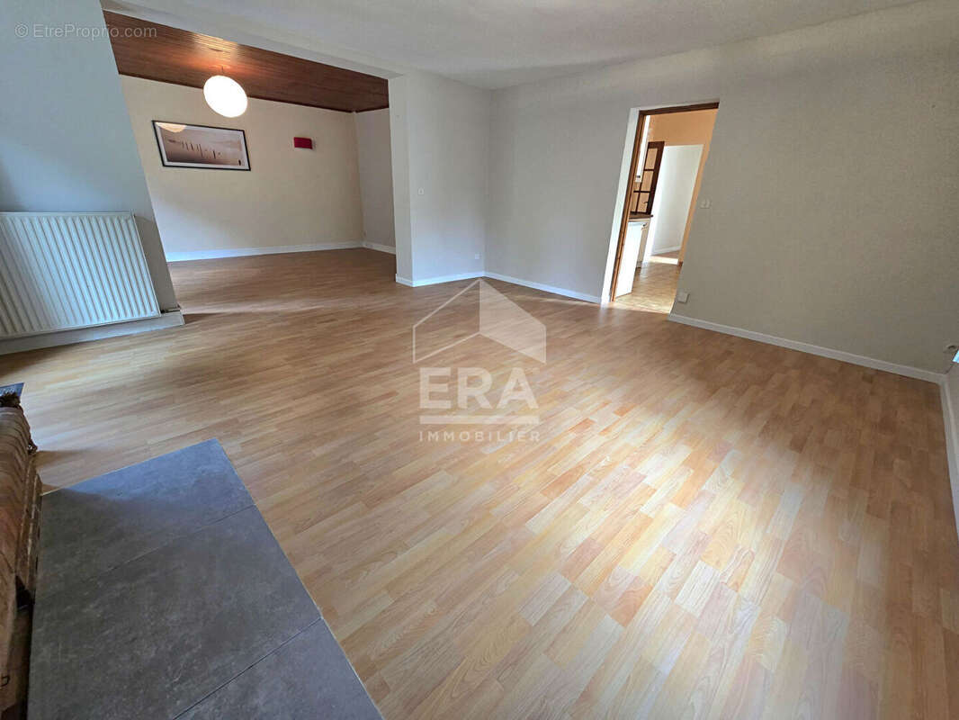 Maison 100m² à saint-laurent-des-hommes - photo 8