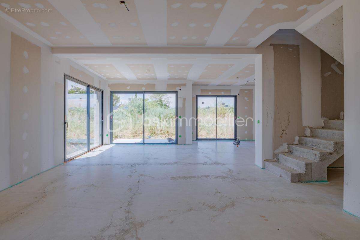 Maison contemporaine neuve de 135 m² - photo 3