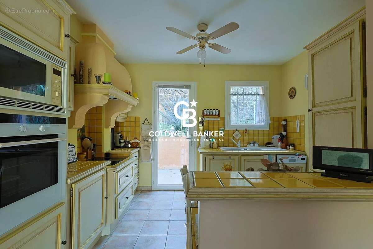 Maison à RAYOL-CANADEL-SUR-MER