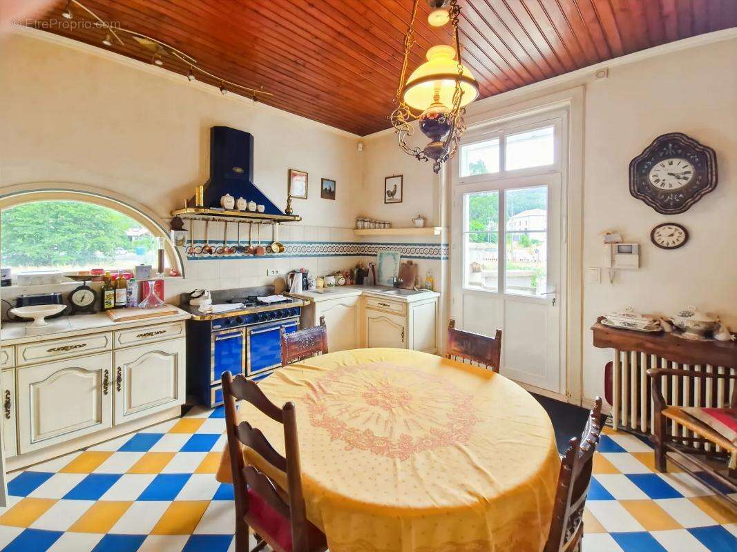 Maison à SAINT-ANTHEME