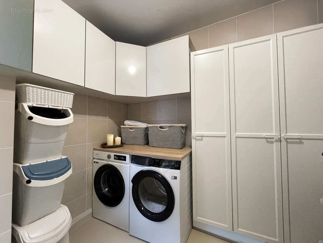 Maison à SALAISE-SUR-SANNE