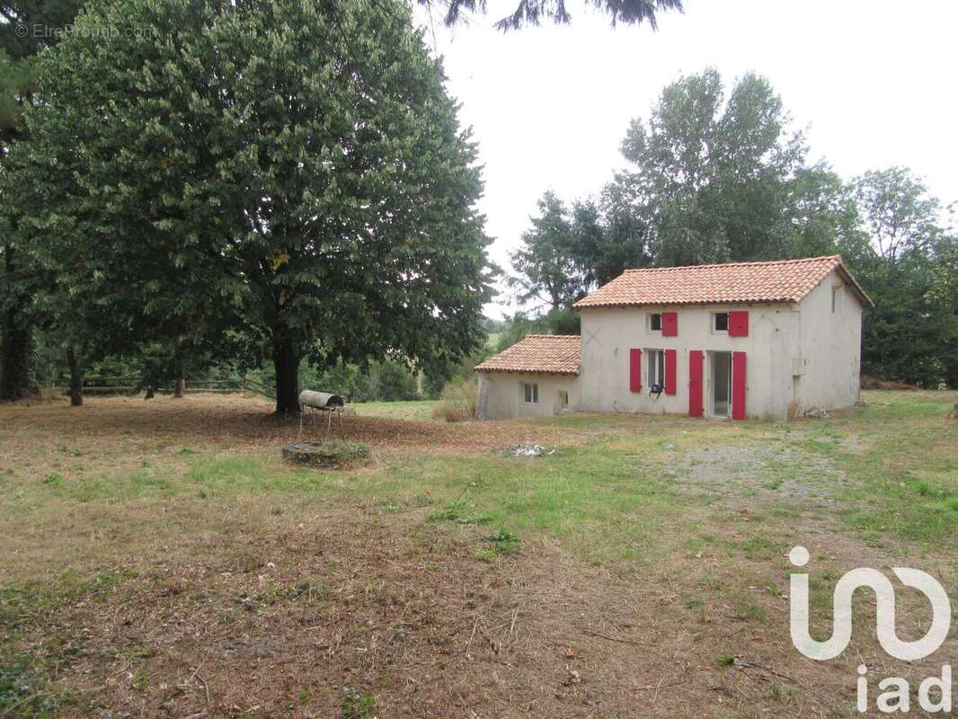 Photo 2 - Maison à MONCOUTANT