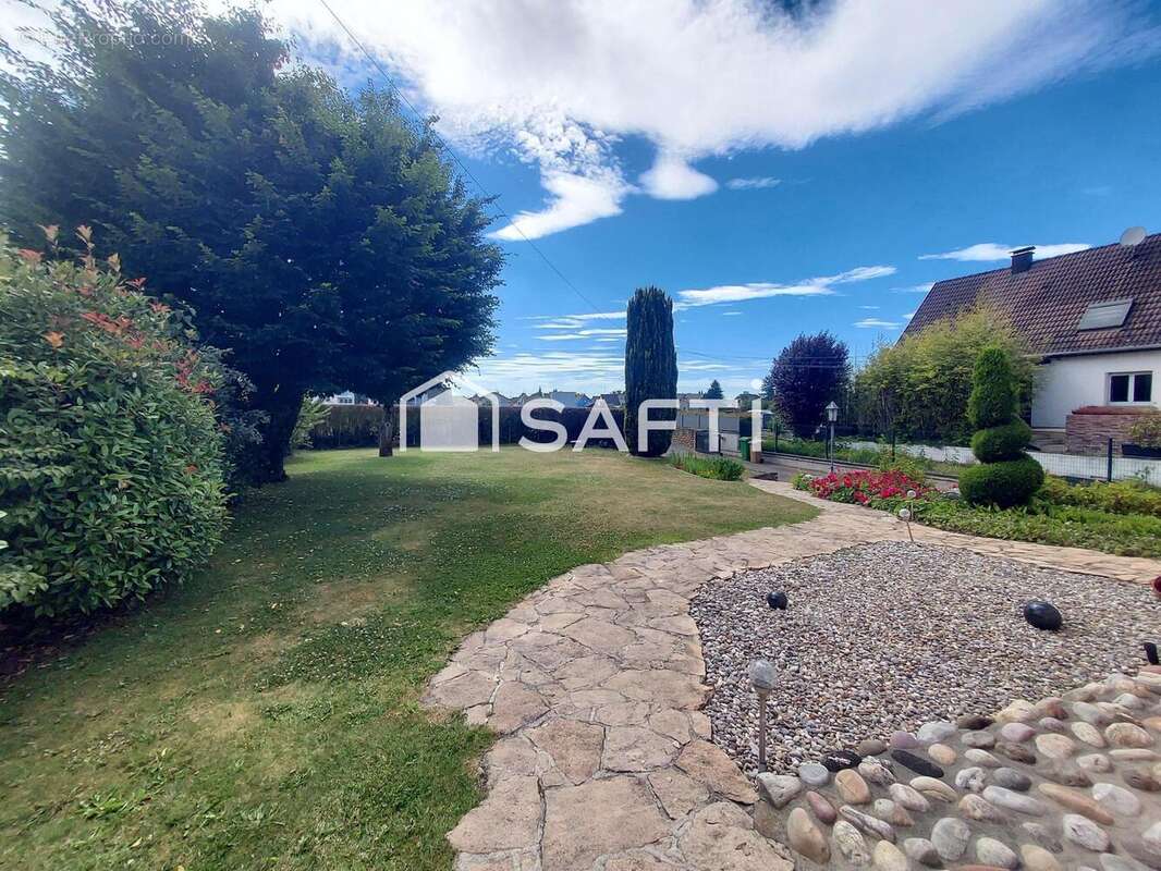 Maison 134 m² à Village-Neuf  - photo 2